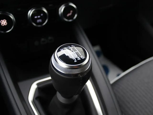 Mitsubishi Colt Intense