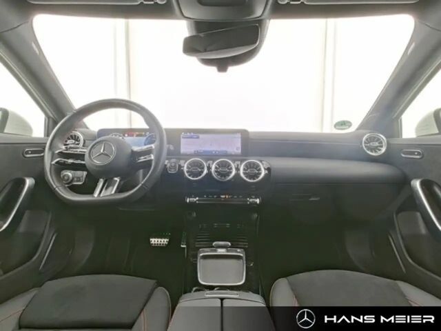 Mercedes-Benz A 200 A 200 d AMG Line