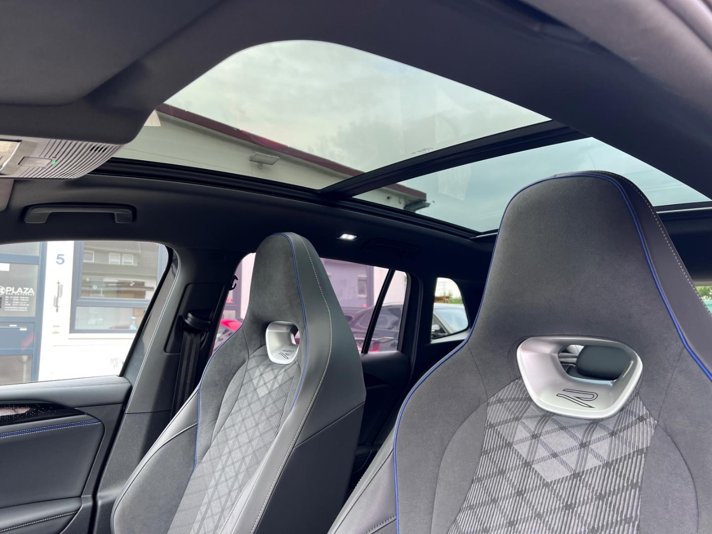 Volkswagen Tiguan 1.5 eTSI IQ.Drive R-Line