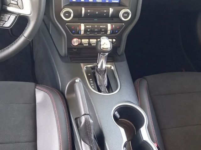 Ford Mustang Convertible GT 5.0 V8