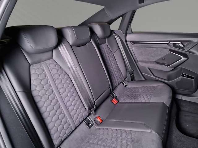 Audi RS3 Quattro S-Tronic Sedan