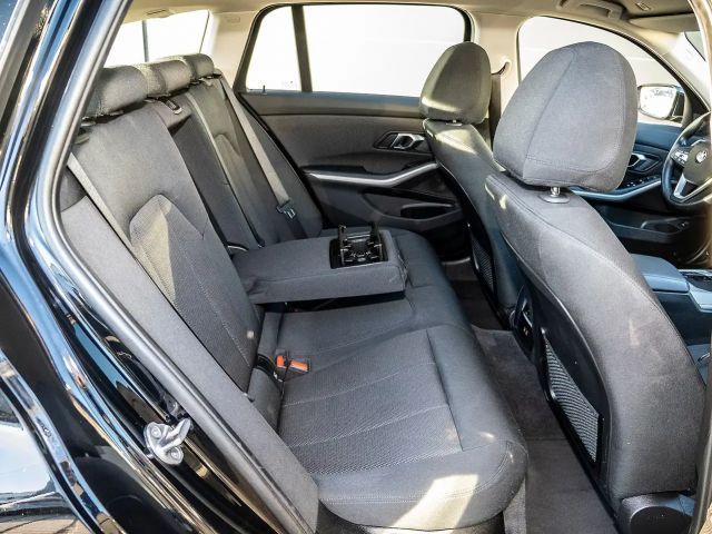 BMW 318 318i Touring