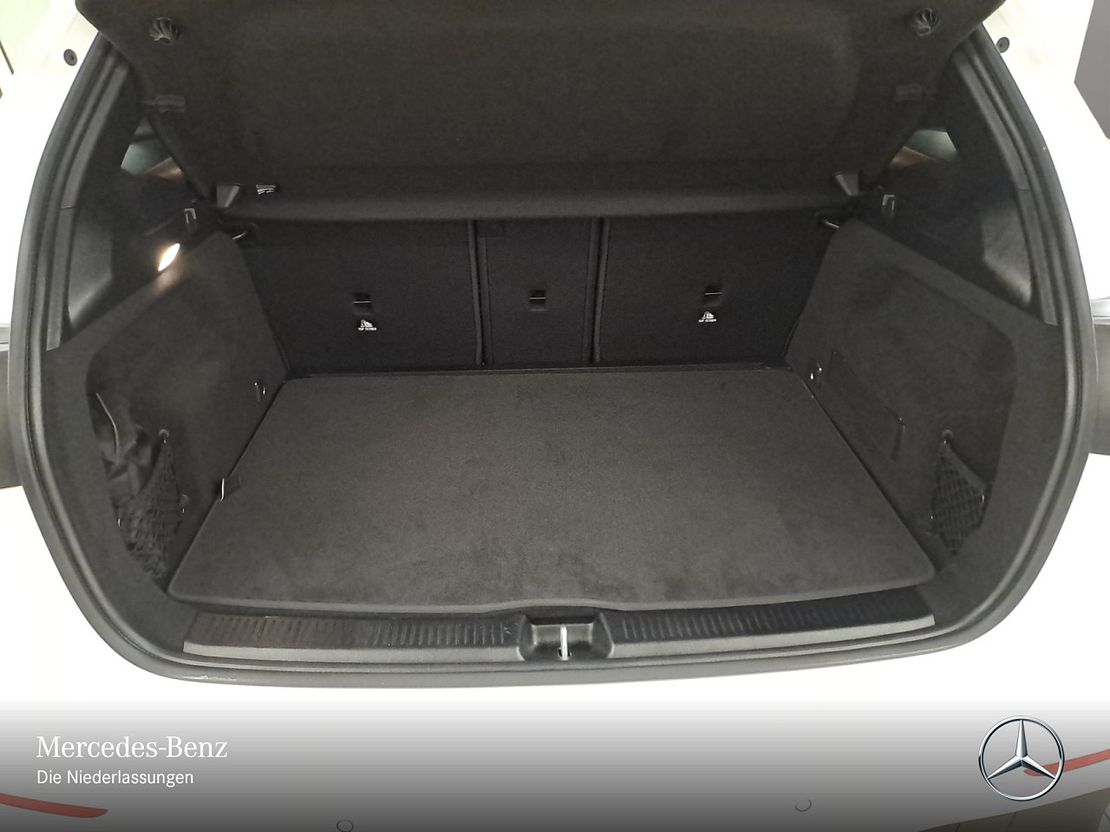 Mercedes-Benz B 200 Sedan