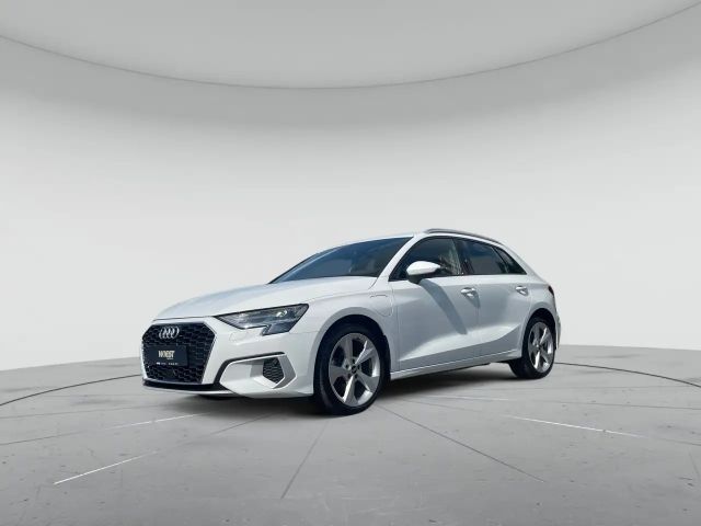 Audi A3 40 TFSI Hybride Sedan