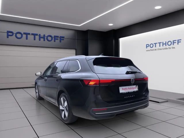 Volkswagen Passat 1.5 eTSI Business DSG Variant