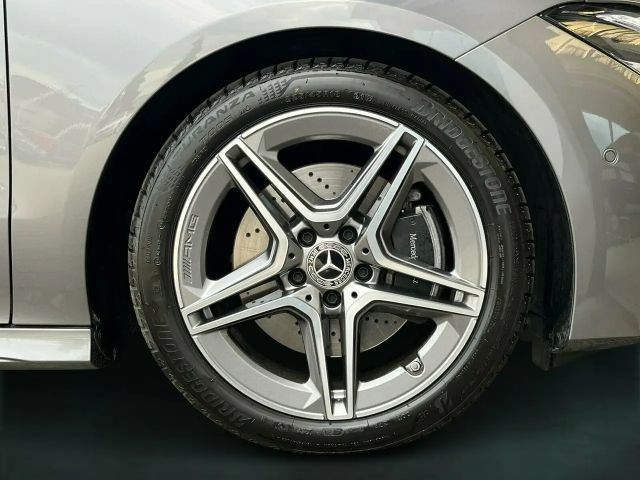Mercedes-Benz CLA 200 AMG Line Coupé