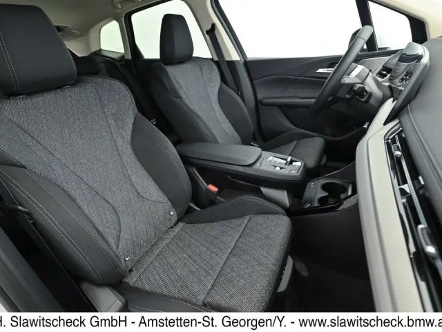 BMW 218 218d Active Tourer Sedan