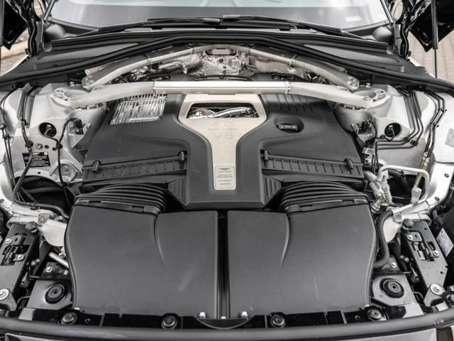 Aston Martin DBX Jet Black Onyx Black