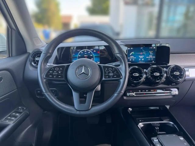 Mercedes-Benz GLB 200 4MATIC GLB 200 d Style