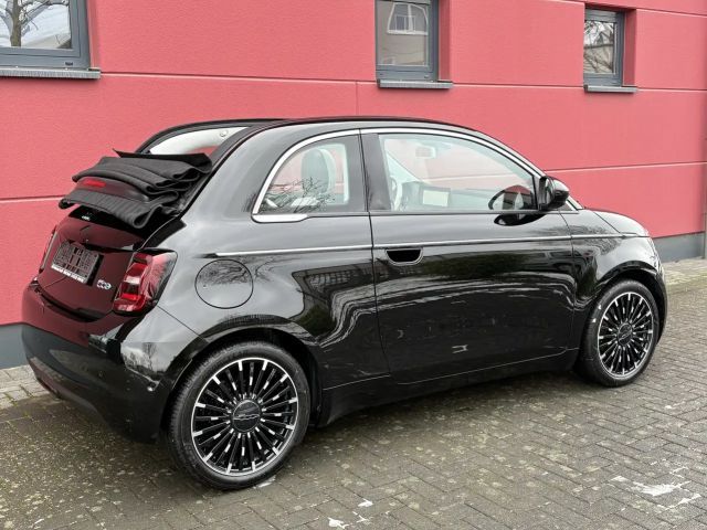 Fiat 500e La Prima by Bocelli
