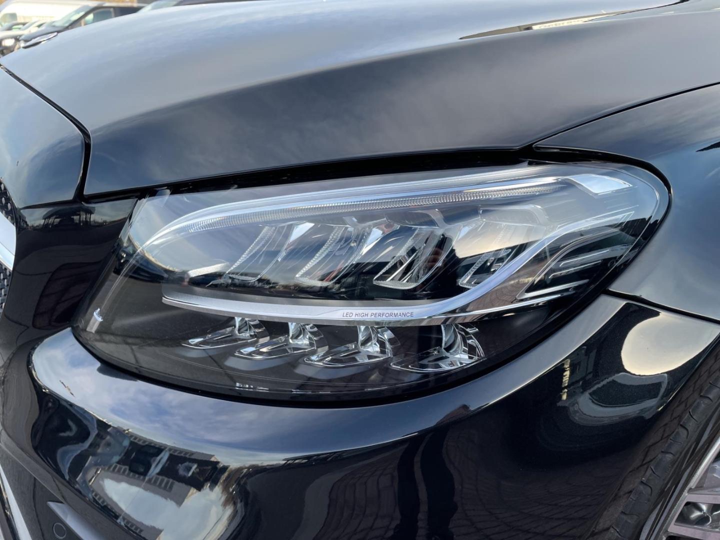 Mercedes-Benz C 220 AMG Line C 220 d Cabriolet