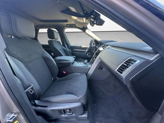 Land Rover Discovery AWD D250 Dynamic SE