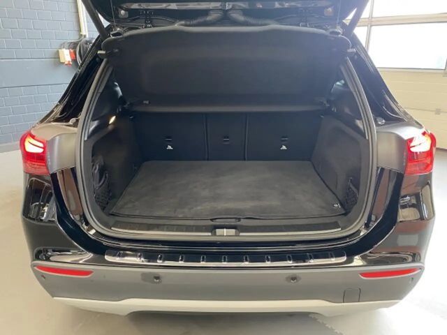 Mercedes-Benz GLA 200 Progressive