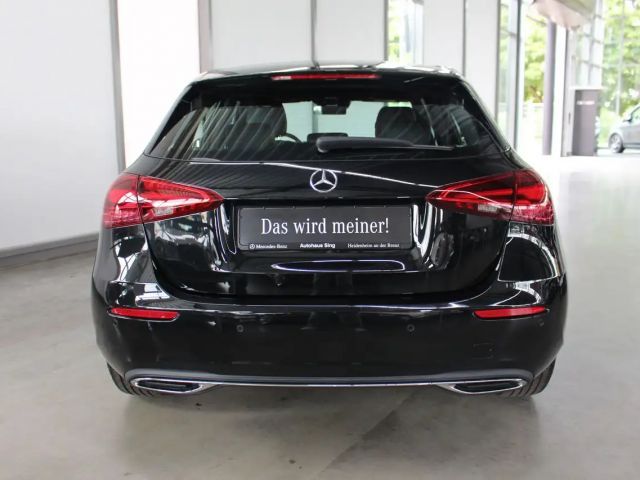 Mercedes-Benz A 200 Progressive