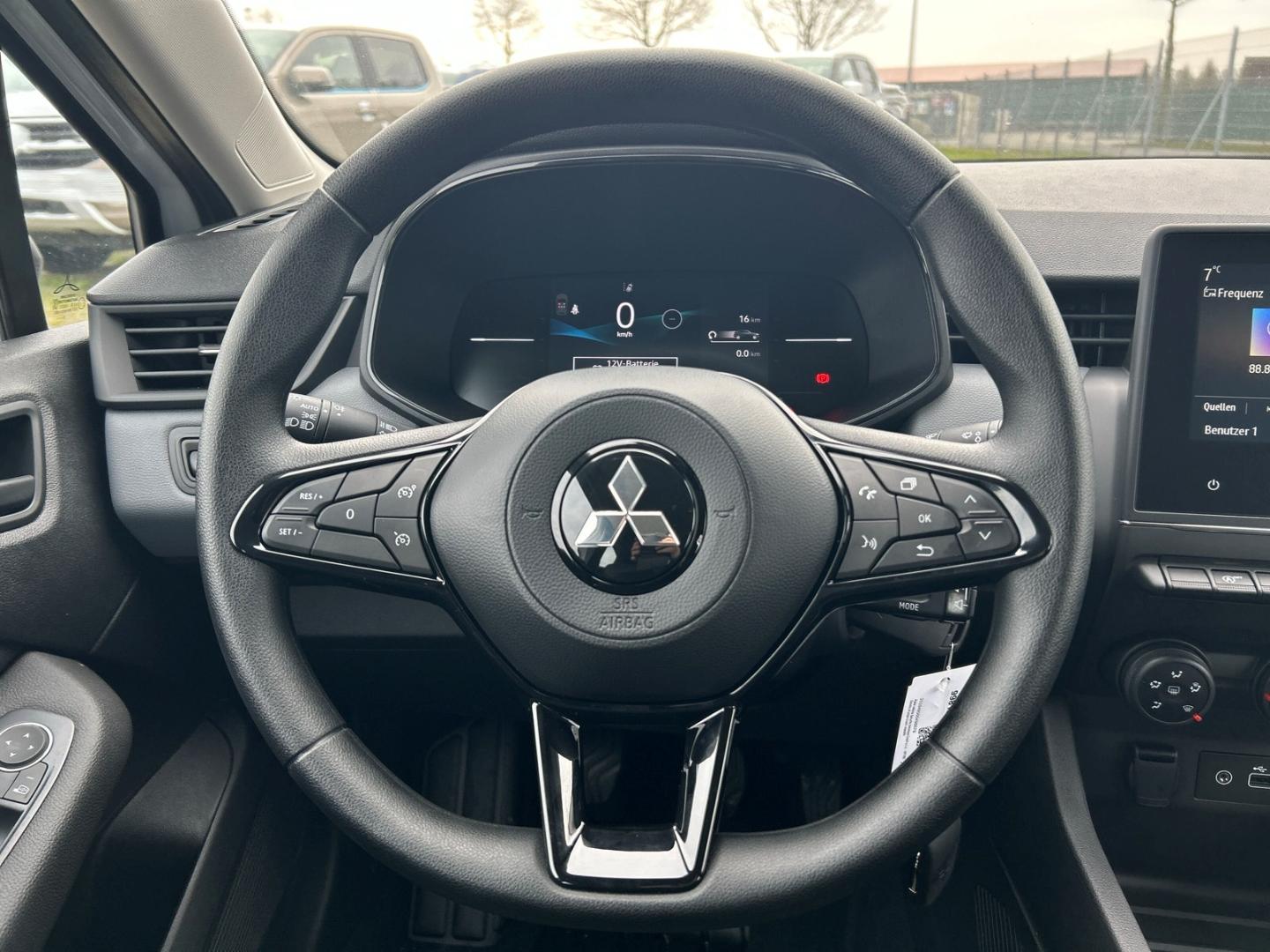 Mitsubishi Colt 1,0l BASIS / UPE: 19.280,- € / LED GRA FULL