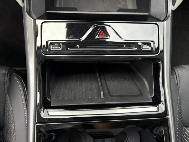 Ford Explorer Extended range