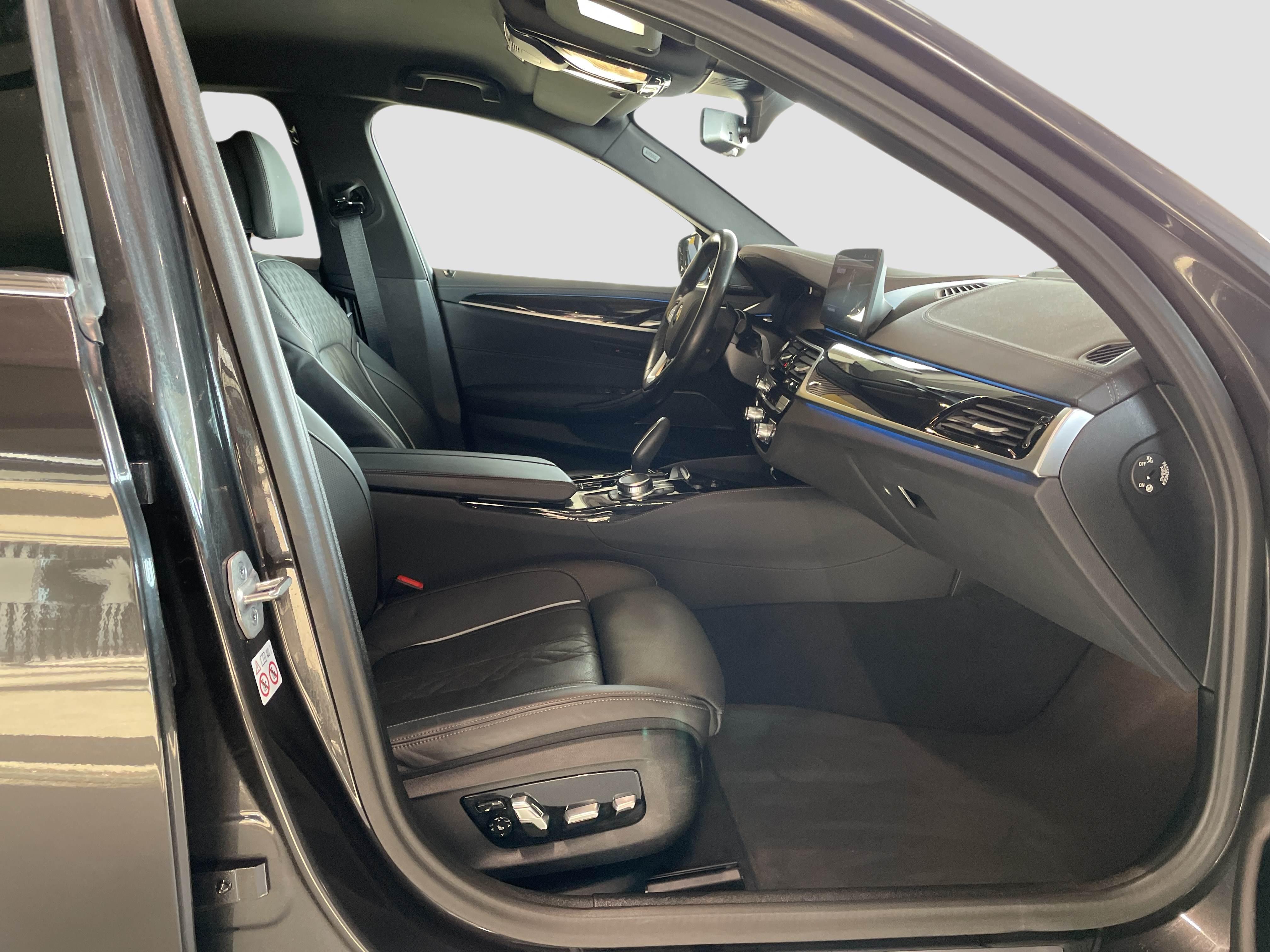 BMW 545 545e Sedan xDrive