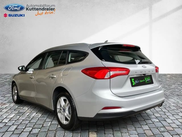 Ford Focus Cool & Connect Wagon