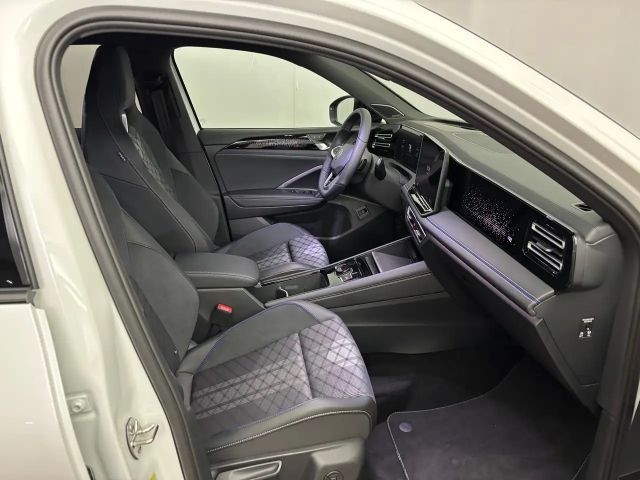 Volkswagen Tiguan 4Motion DSG R-Line