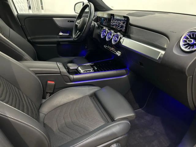 Mercedes-Benz GLB 200 4MATIC GLB 200 d