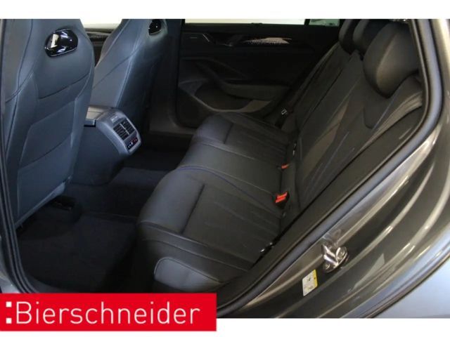 Volkswagen Passat 2.0 TDI DSG R-Line