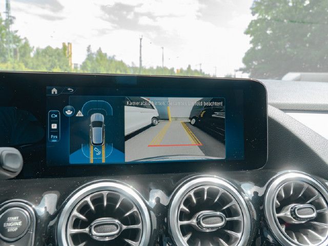 Mercedes-Benz GLA 220 4MATIC GLA 220 d