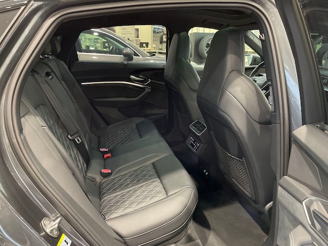 Audi e-tron Quattro Sportback