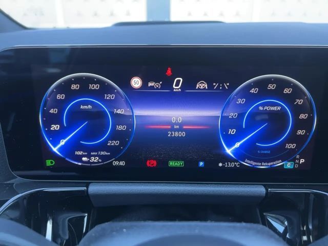 Mercedes-Benz EQA 300 4MATIC AMG Line