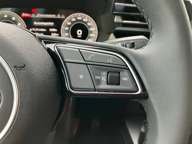 Audi A3 30 TFSI Sedan