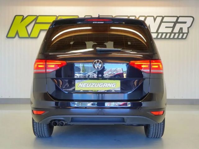 Volkswagen Touran DSG