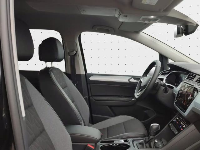 Volkswagen Touran 1.5 TSI DSG IQ.Drive