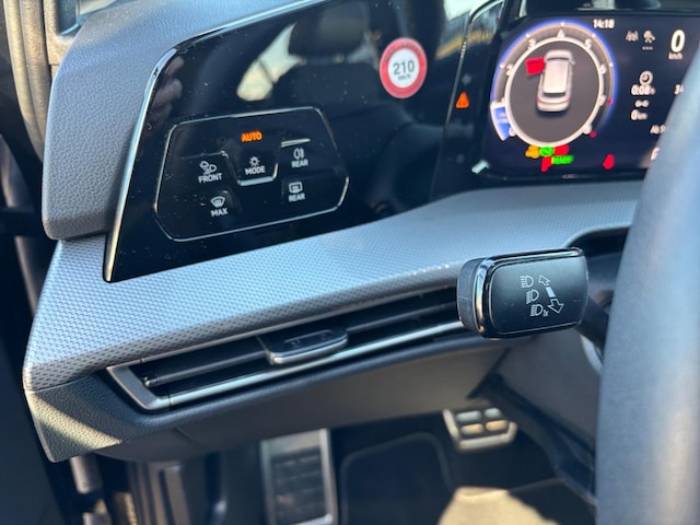 Volkswagen Golf 1.5 eTSI DSG Golf VIII