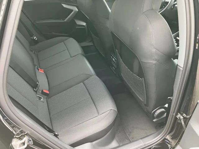 Audi A3 30 TFSI Sedan