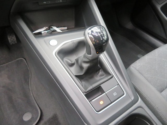 Volkswagen Golf Life Variant