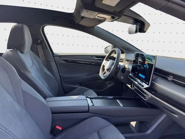 Volkswagen ID.7 IQ.Drive Pro