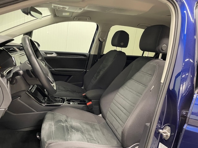 Volkswagen Touran 1.5 TSI DSG IQ.Drive