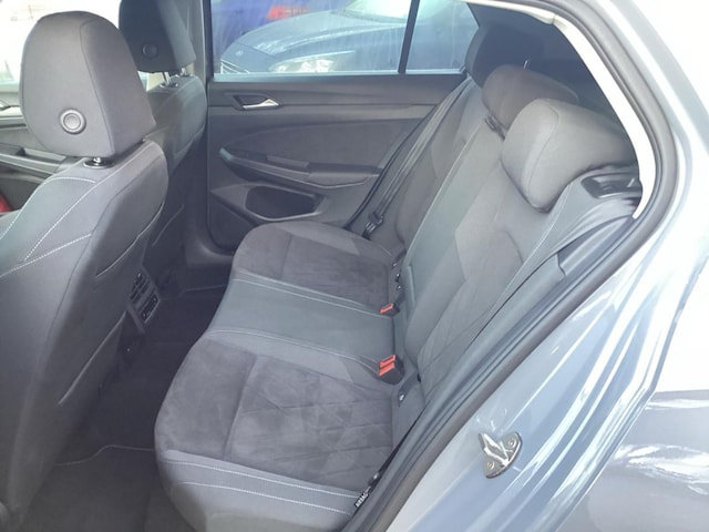 Volkswagen Golf 1.5 eTSI DSG Golf VIII Style