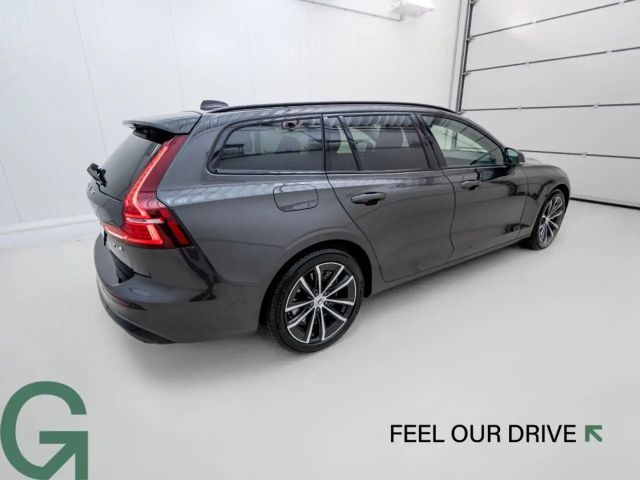 Volvo V60 AWD Dark Hybrid Plus T6
