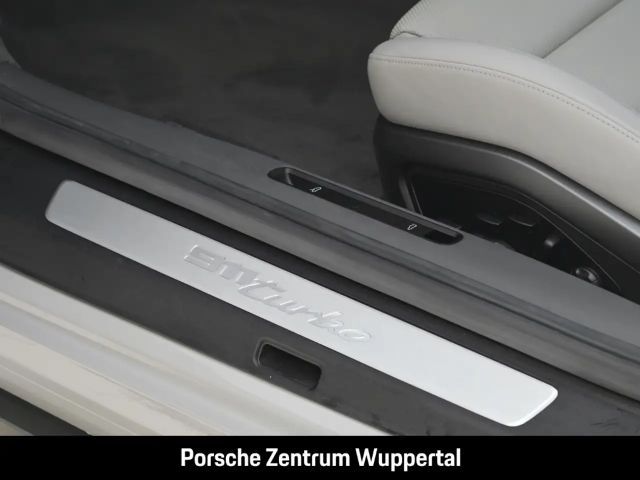 Porsche 992 Cabrio Turbo