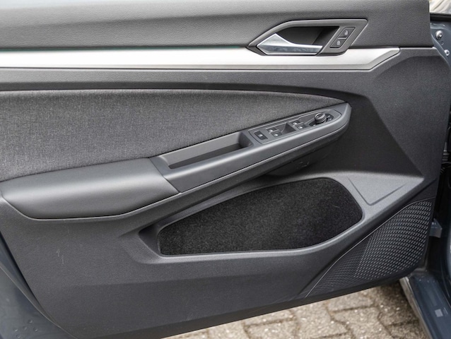 Volkswagen Golf 1.5 TSI Golf VIII Pro