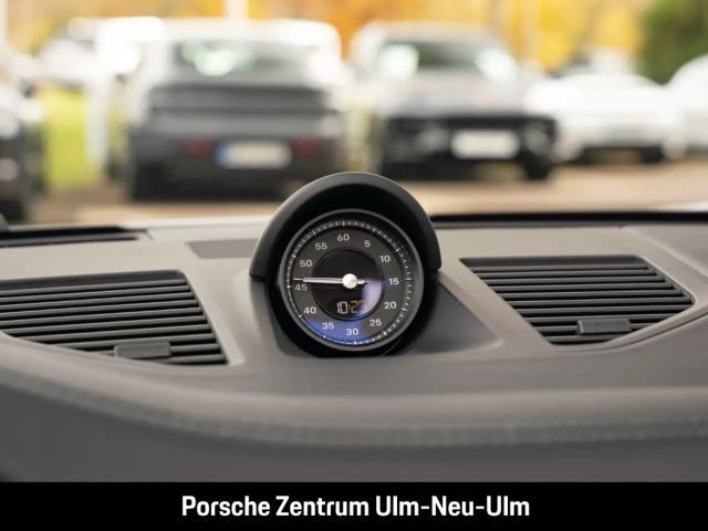 Porsche 992 4 Cabrio Carrera GTS