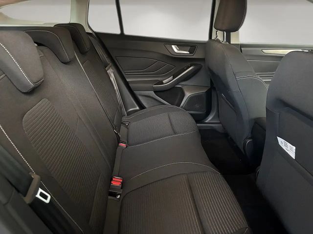 Ford Focus Titanium Wagon