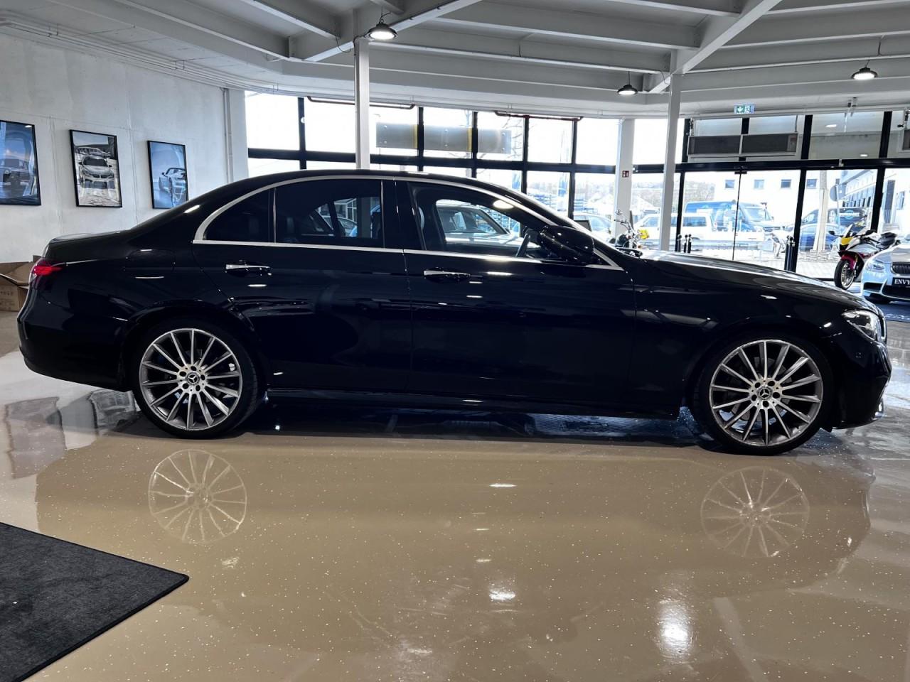 Mercedes-Benz E 220 AMG Line CDI Sedan