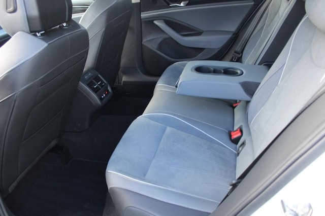 Volkswagen Passat 1.5 eTSI DSG Variant