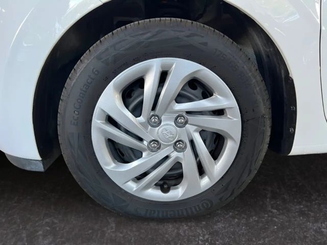 Hyundai i10 1.0 Trend