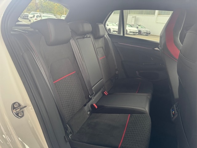 Volkswagen Golf 2.0 TSI DSG Golf VIII