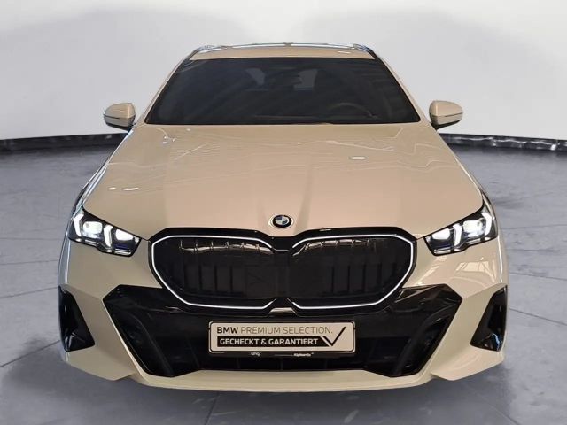 BMW 520 520d M-Sport Touring