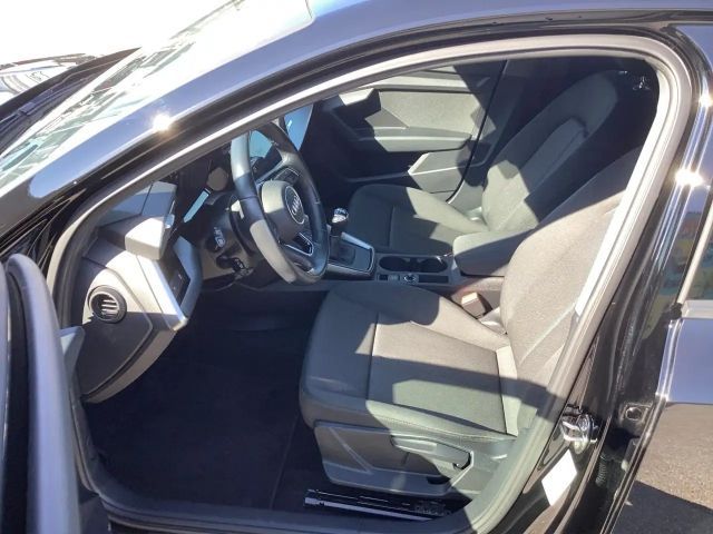 Audi A3 30 TFSI Sedan