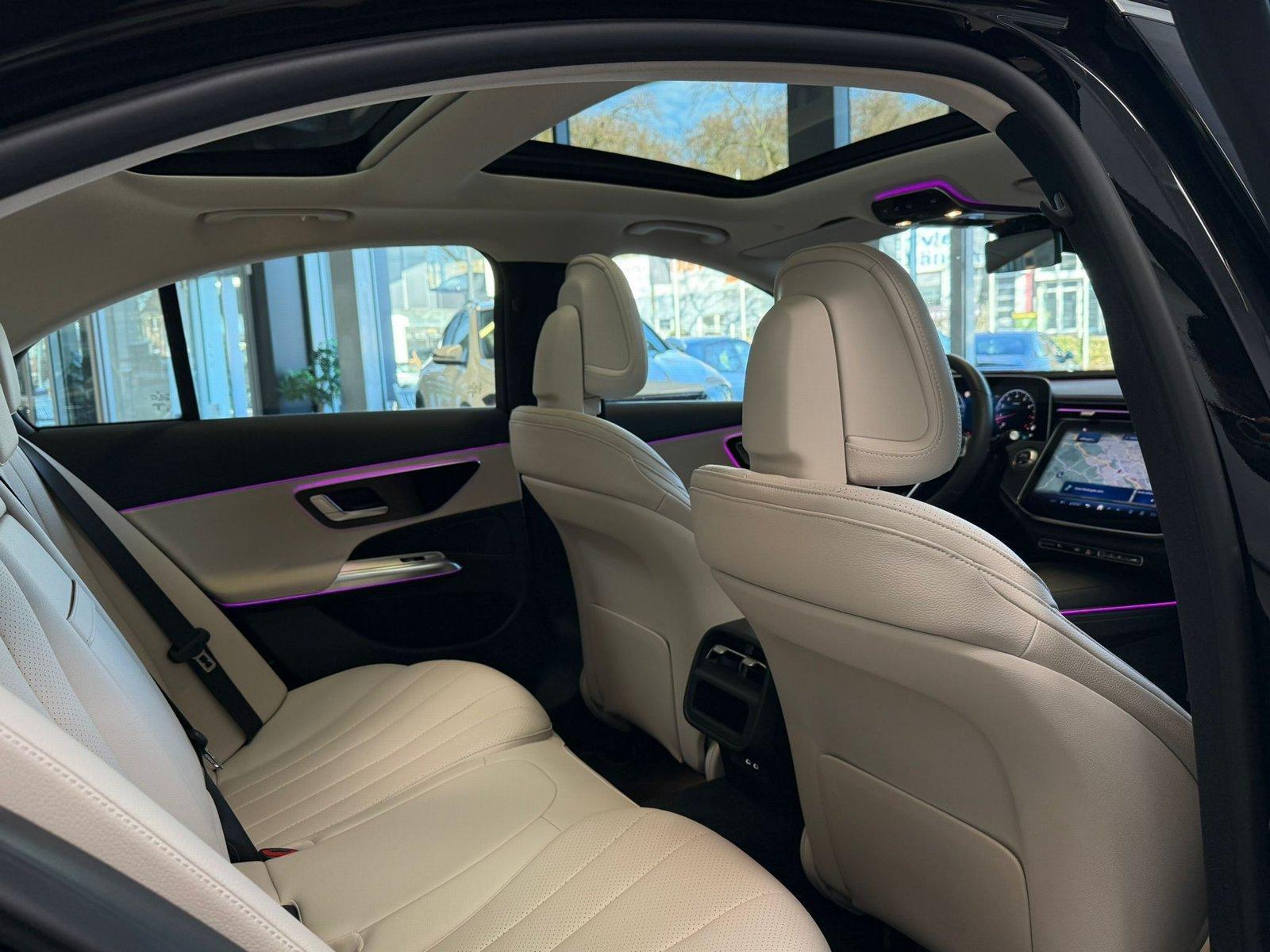 Mercedes-Benz E 200 AVANTGARDE Sedan