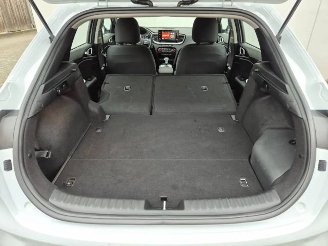 Kia XCeed Hybrid PHEV Vision